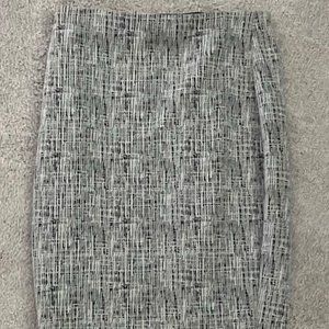 EXPRESS Black & White Tweed Mid Length Pencil Skirt (S)